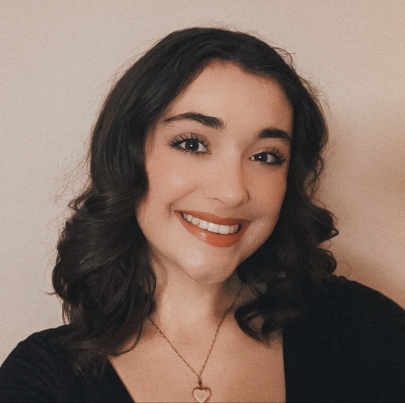 Meet your Posher, Lauren - Picture 1 of 1